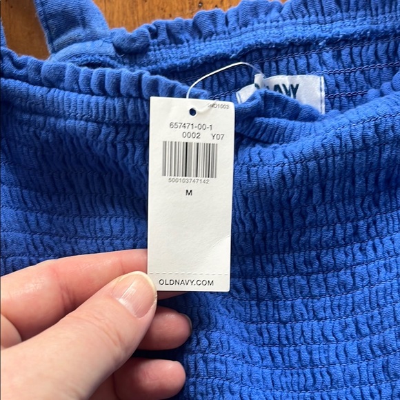 Old Navy Tie-Shoulder Smocked Romper -- 3-inch inseam - Picture 3 of 9